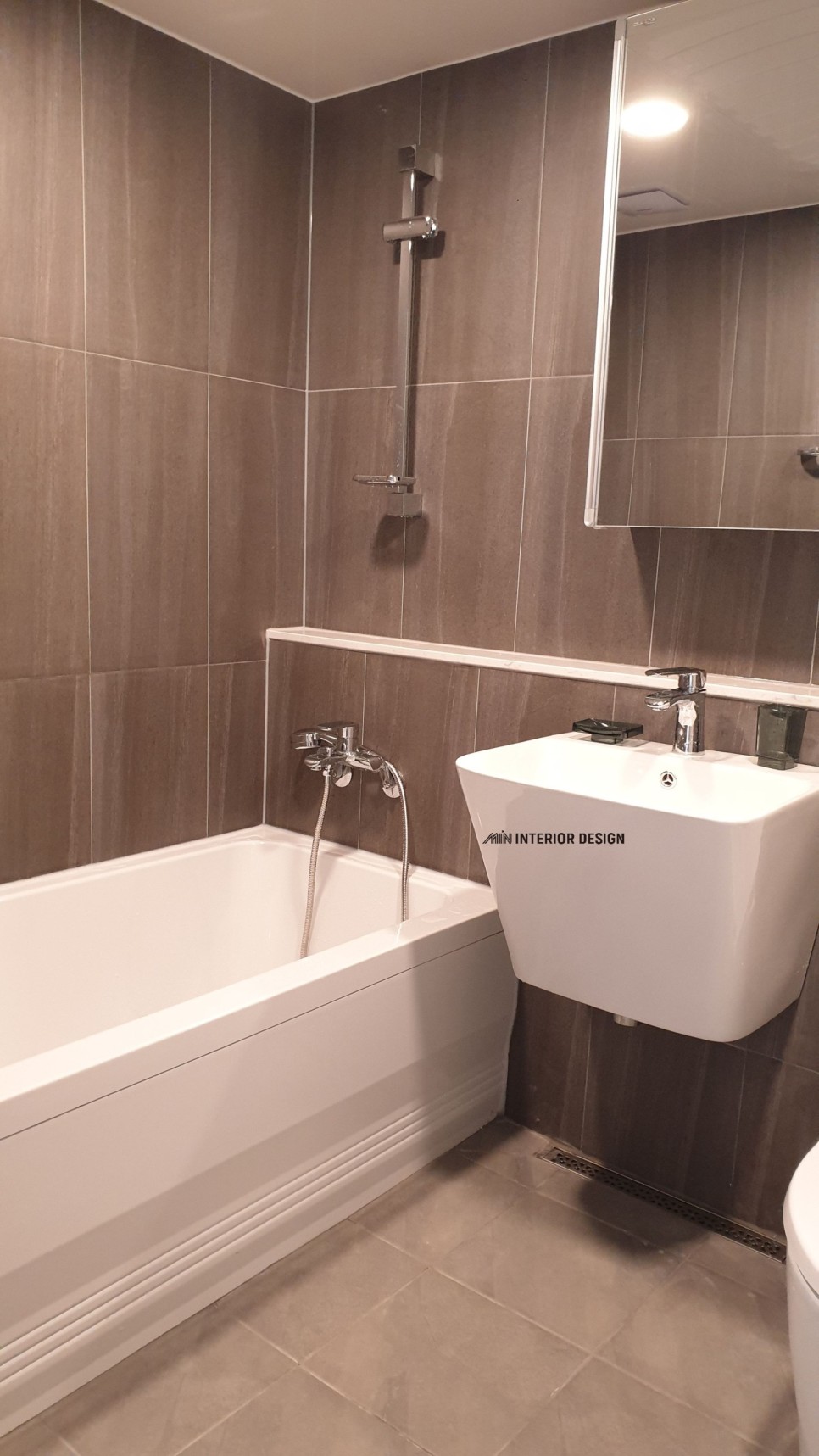 1948697120_VLhv4YIs_af7f487fdddd0e42acb519c903d5bdeebe66500e.jpg 이미지크게보기
